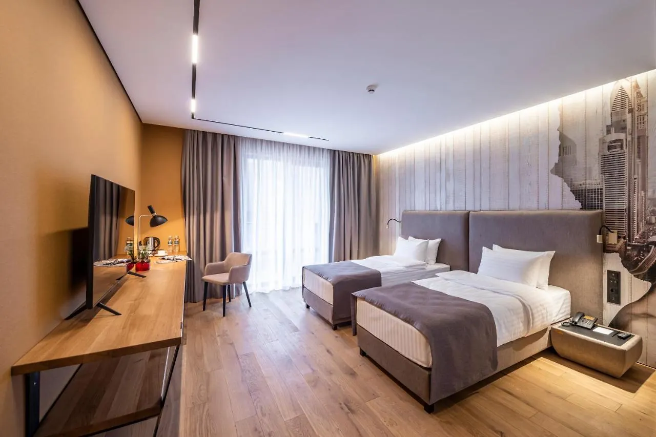 Loft7 Hotell Lviv 4*,  Ukraina