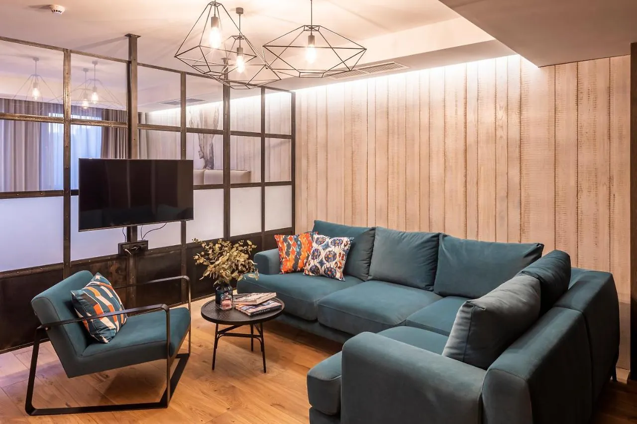 Hotel Loft7 Leópolis